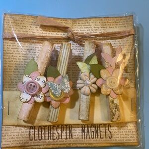 Decorative Clothespin Magnets with Floral Accents New 4 in package country